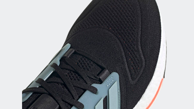 adidas Ultra Boost 22 Core Black Magic Grey Closeup