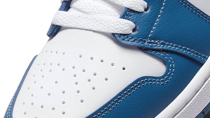 Air Jordan 1 Low Marina Blue DC0774-114 Detail