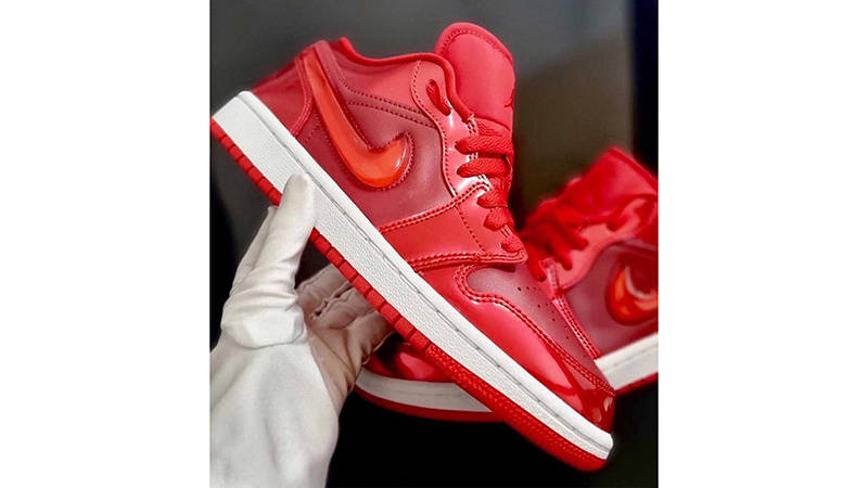 Air Jordan 1 Low Pomegranate
