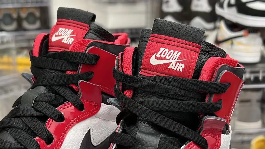 Images of an Air Jordan 1 Zoom CMFT Chicago Surface | The Sole Supplier
