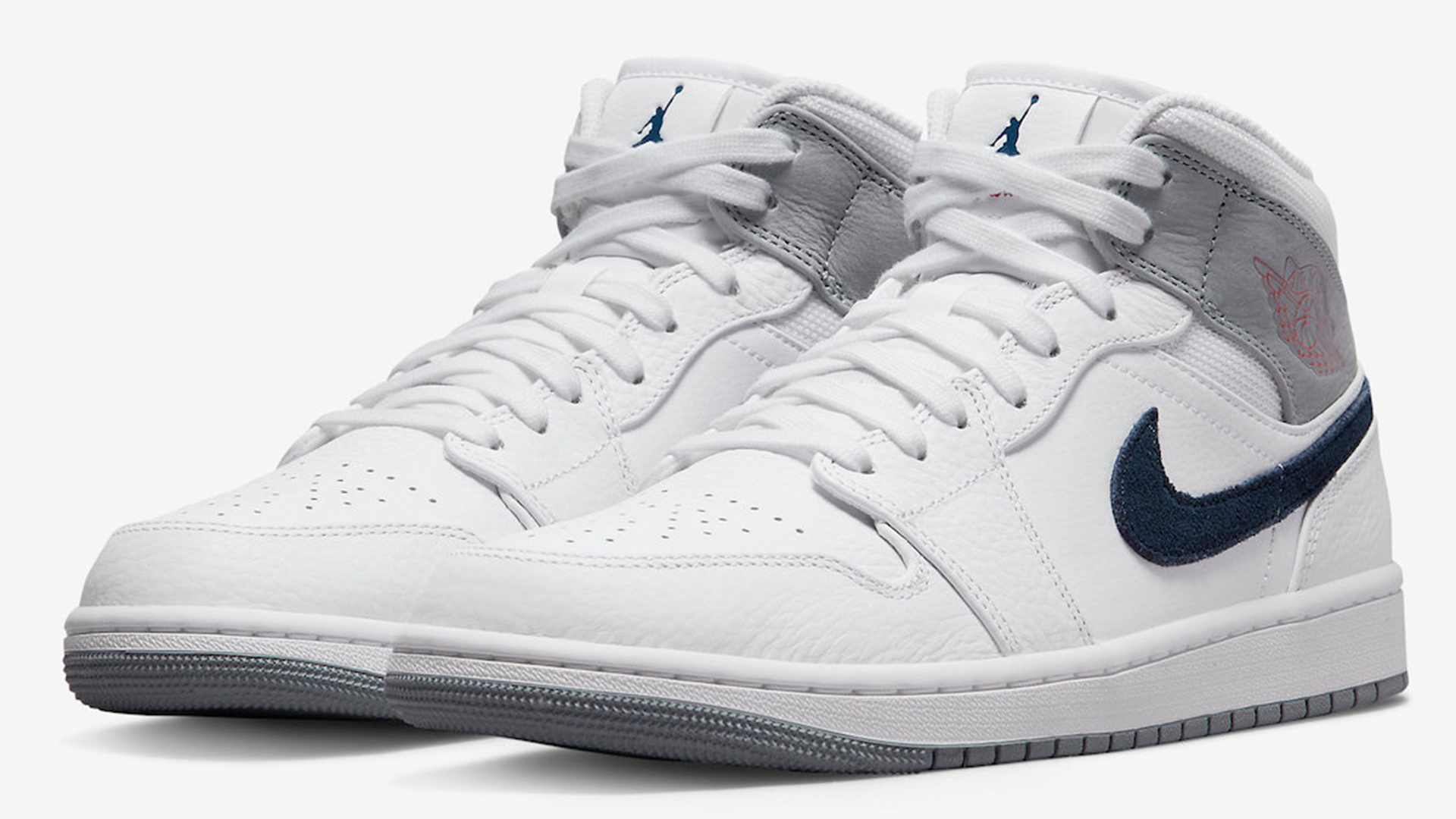 Air Jordan 1 Mid Paris