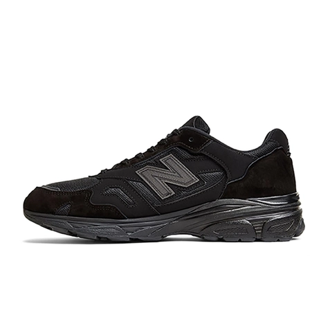 Beauty And Youth x New Balance 920 Made in UK Black