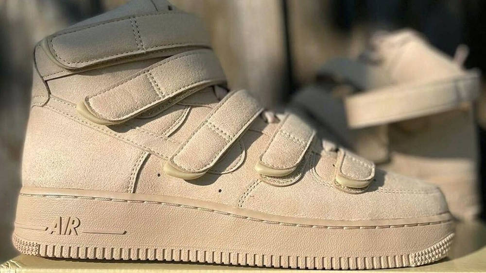 Image via iamricosauv billie eilish Air Force 1 1
