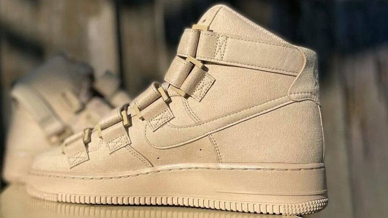 billie eilish x air force 1 2