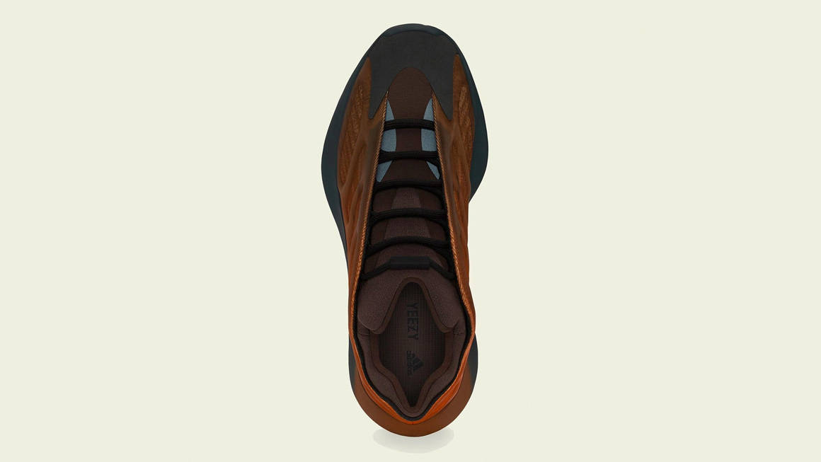 Yeezy 700 V3 "Copper Fade"