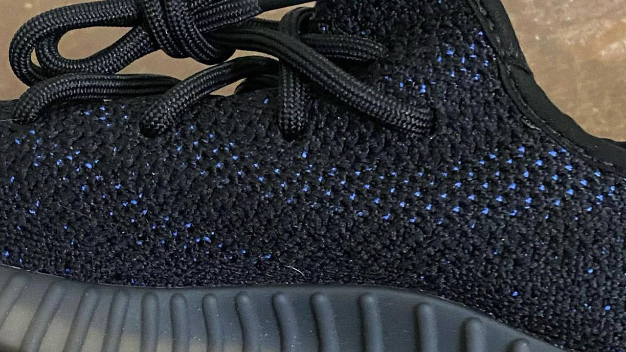 Yeezy Boost 350 V2 "Dazzling Blue"