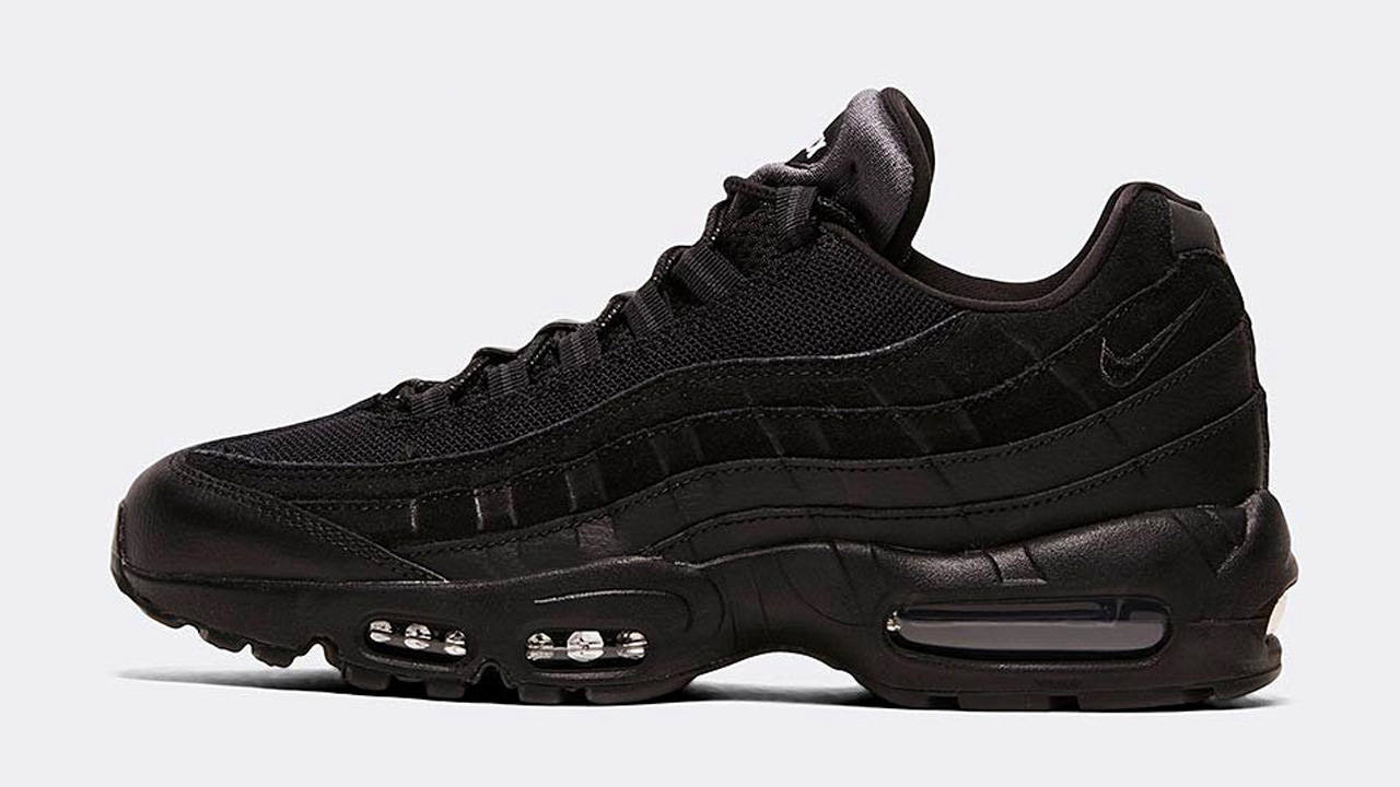 10 Swoosh Sneakers From Footasylum That Are Perfect for Any Xmas Fit!