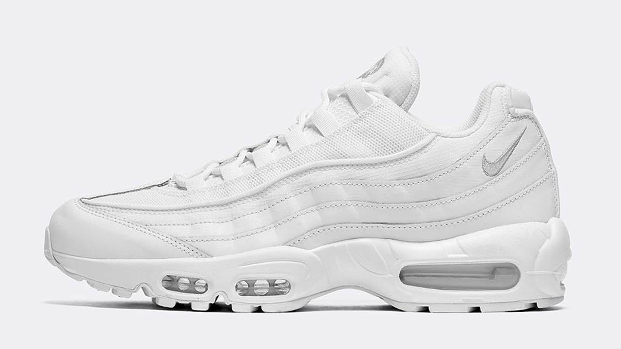 10 Swoosh Sneakers From Footasylum That Are Perfect for Any Xmas Fit!