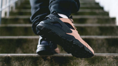 Stock Up on Steals With 30% Off These 15 Sneakers at SEVENSTORE!