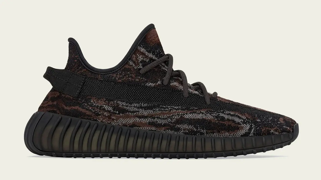 Hot off best sale the peg yeezy