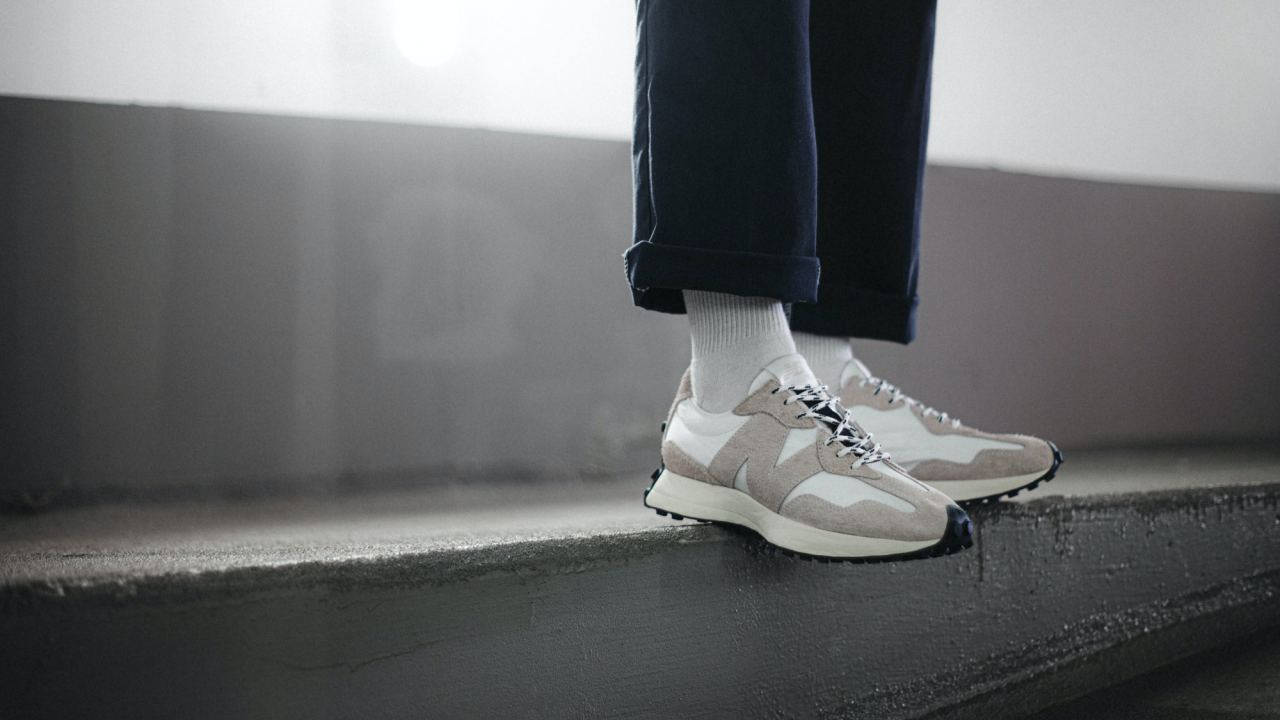 New Balance 327 "White" outfit