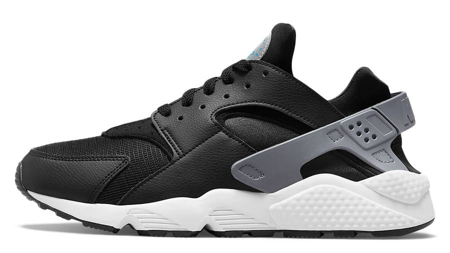 huarache black with white sole