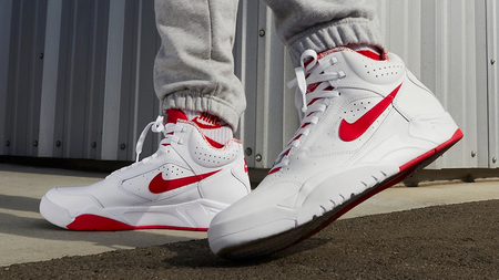 The Nike Air Flight Lite Mid "Scottie Pippen" Will Return for the First Time in 30 Years The Nike Air Flight Lite Mid "Scottie Pippen" Will Return for the First Time in 30 Years