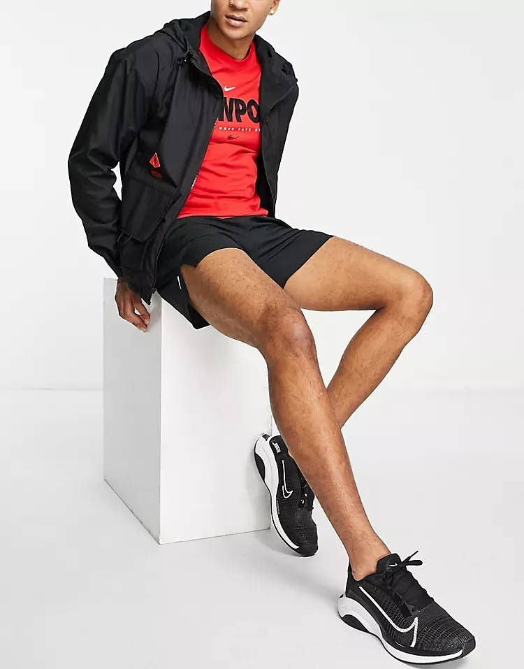 Nike Basketball Kyrie Irving Lightweight Jacket Black Full