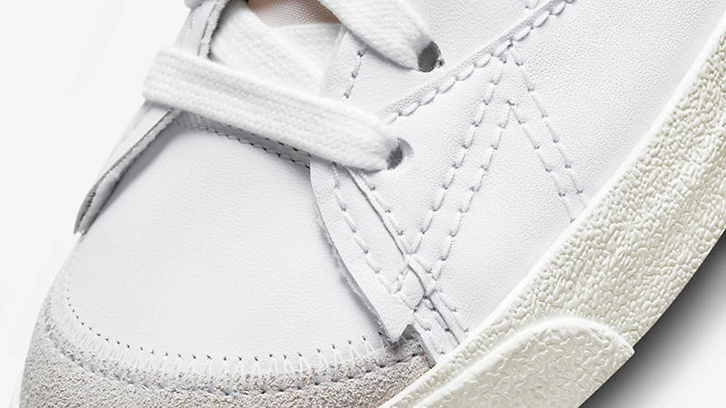 Nike Blazer Low Jumbo Orange White DN2158-100 Detail