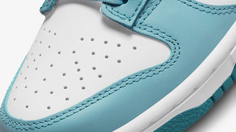 Nike Dunk Low Blue White Paisley Closeup 1