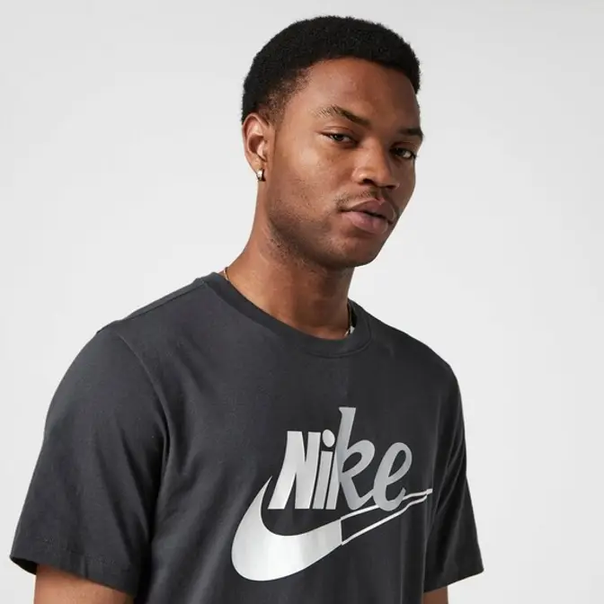 Nike Reverse T-Shirt | Where To Buy | The Sole Supplier