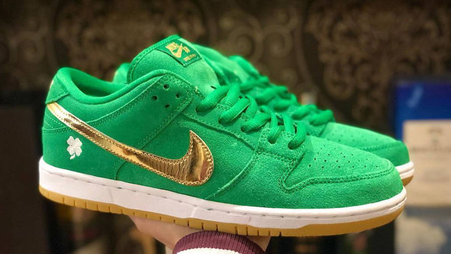 Nike SB Dunk Low St. Patrick’s Day SIde