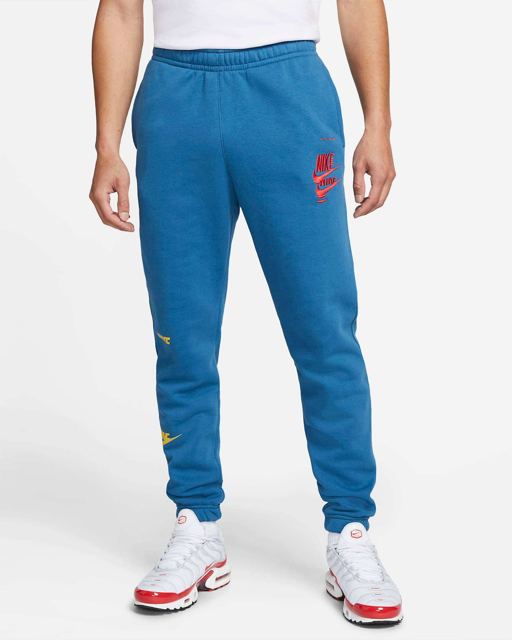 nike sportswear essential fleece trousers