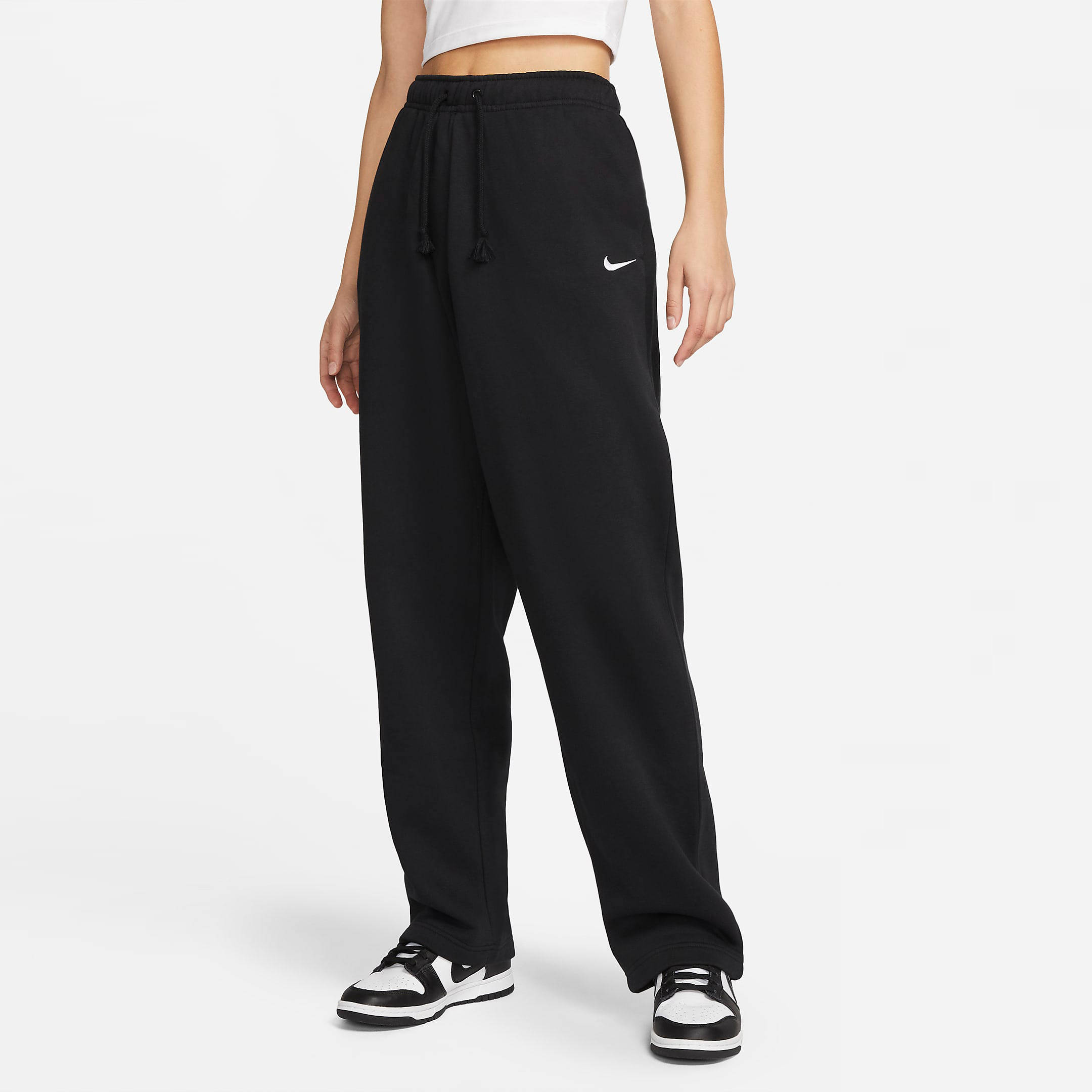 Nike Sportswear Collection Essential Mid-Rise Open Hem Fleece Trousers
