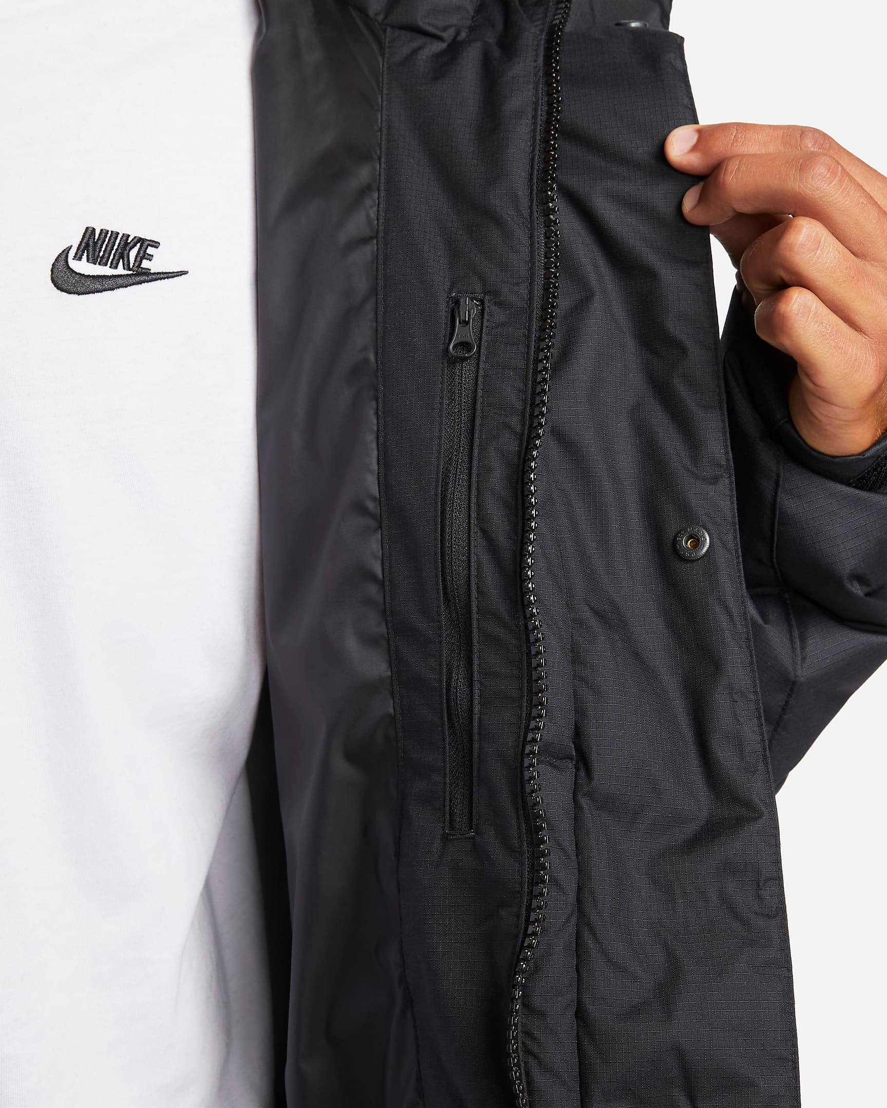 Nike Sportswear Storm-FIT City Series Men's Hooded Jacket.