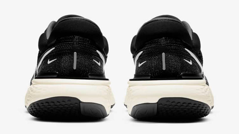 Nike ZoomX Invincible Run Flyknit Black White Back