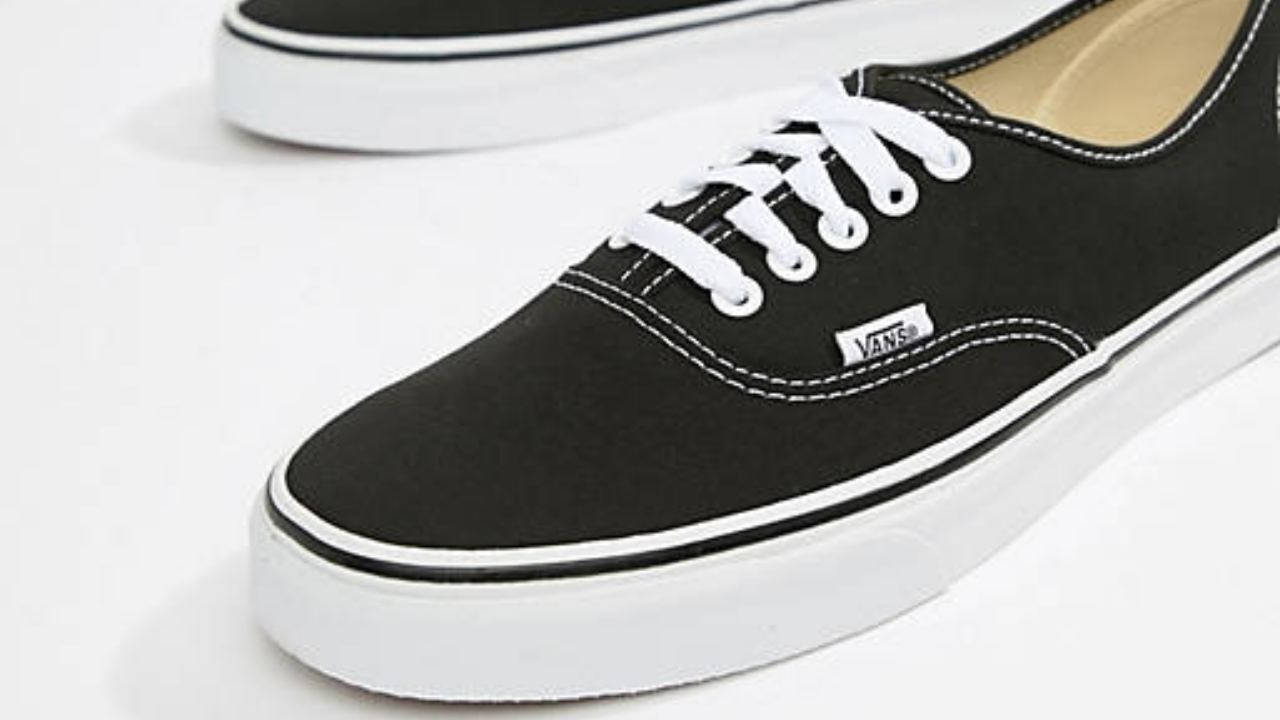 24146581-1-black