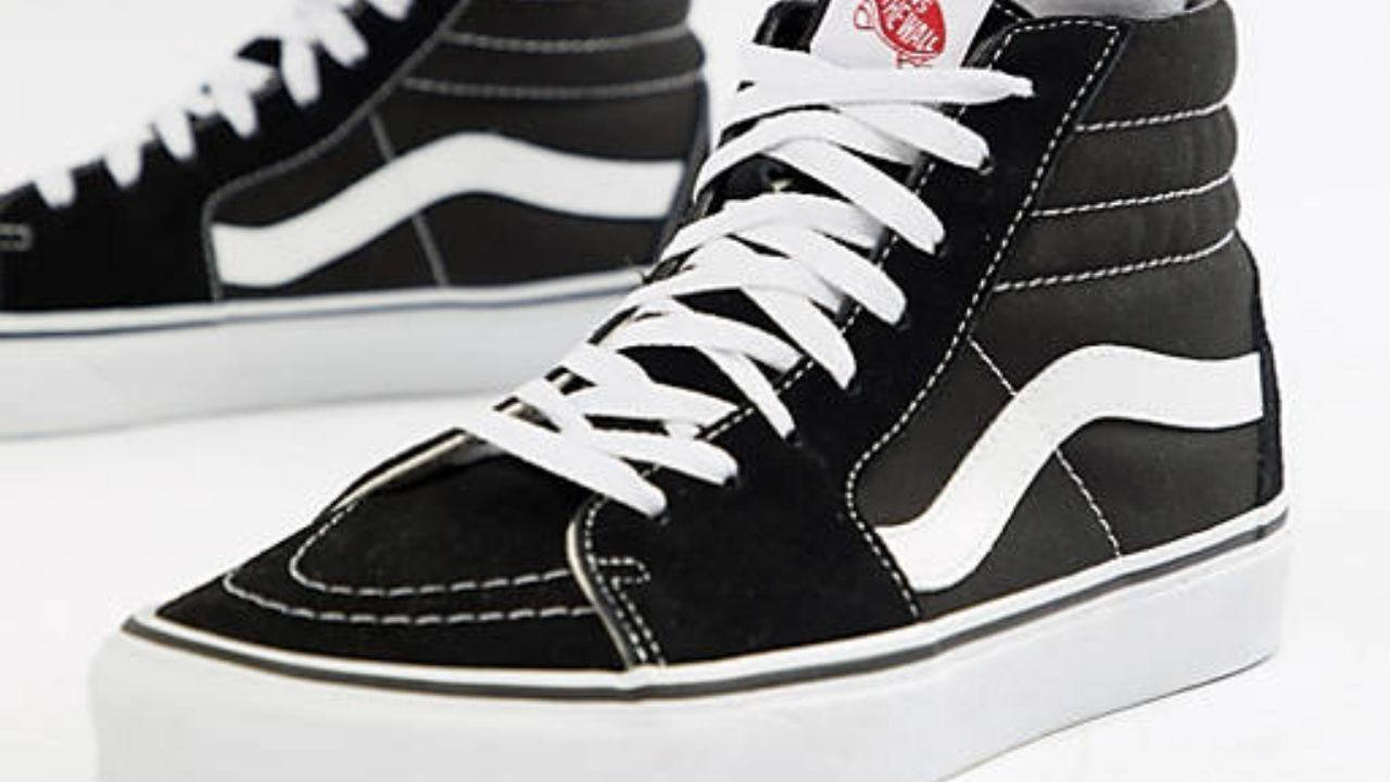24150380-1-black