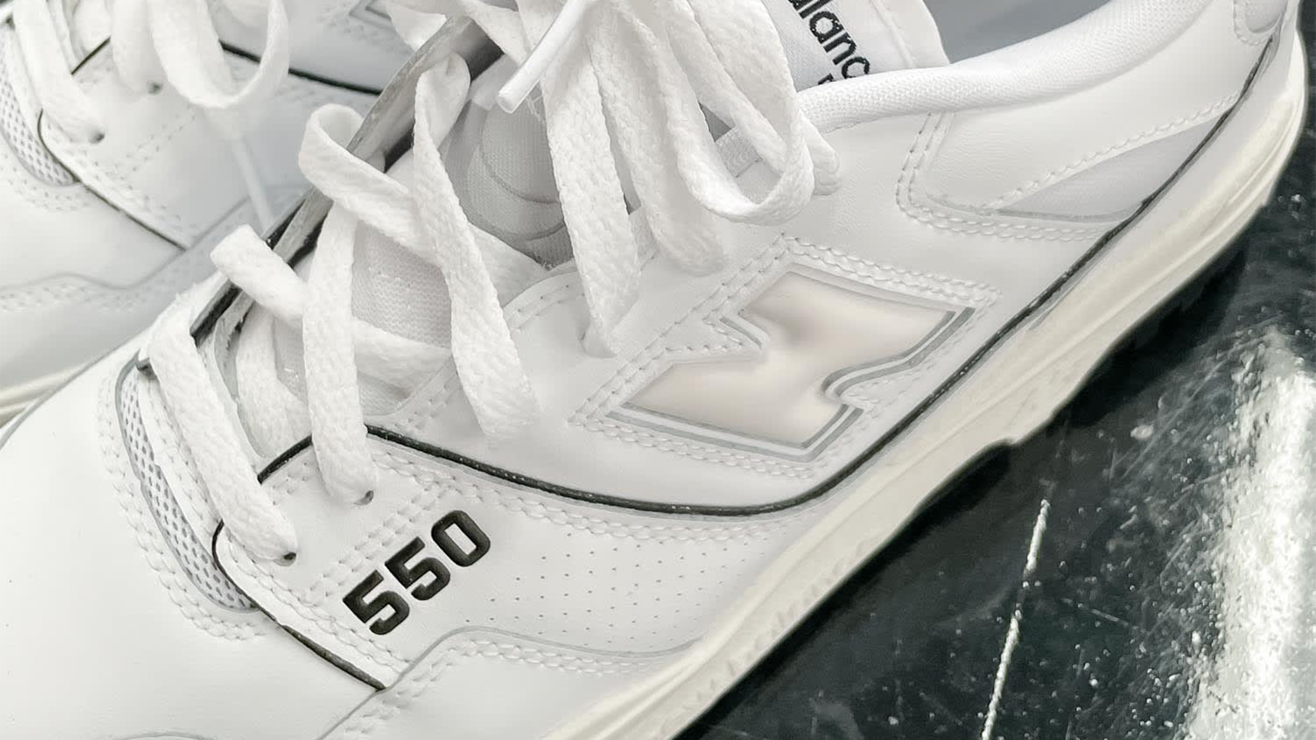 X New Balance 550 Sneakers in White - Comme Des Garcons Homme