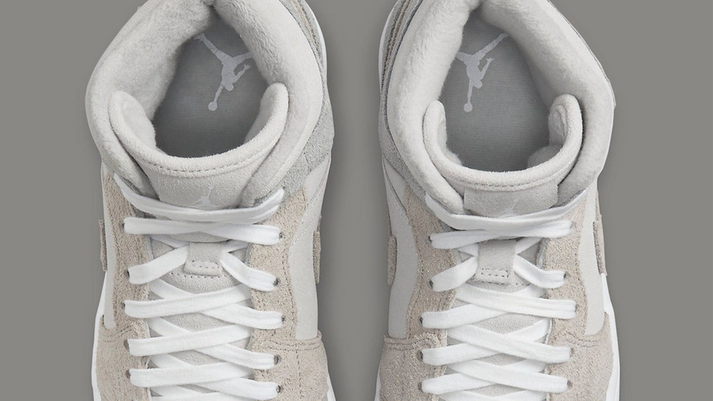Air Jordan 1 Mid Fleece Grey