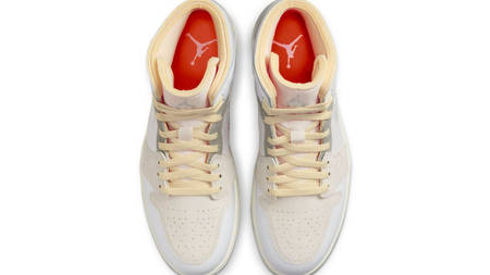 An Official Look at the Air Jordan 1 Mid "Inside Out" An Official Look at the Air Jordan 1 Mid "Inside Out"