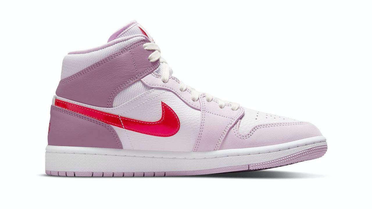 air jordan 1 mid valentines day 2