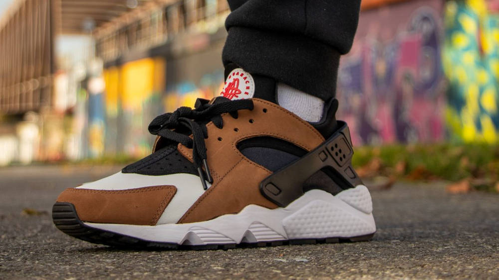 Image via The Sole Supplier Alim & Jez_Nike Huarache.1