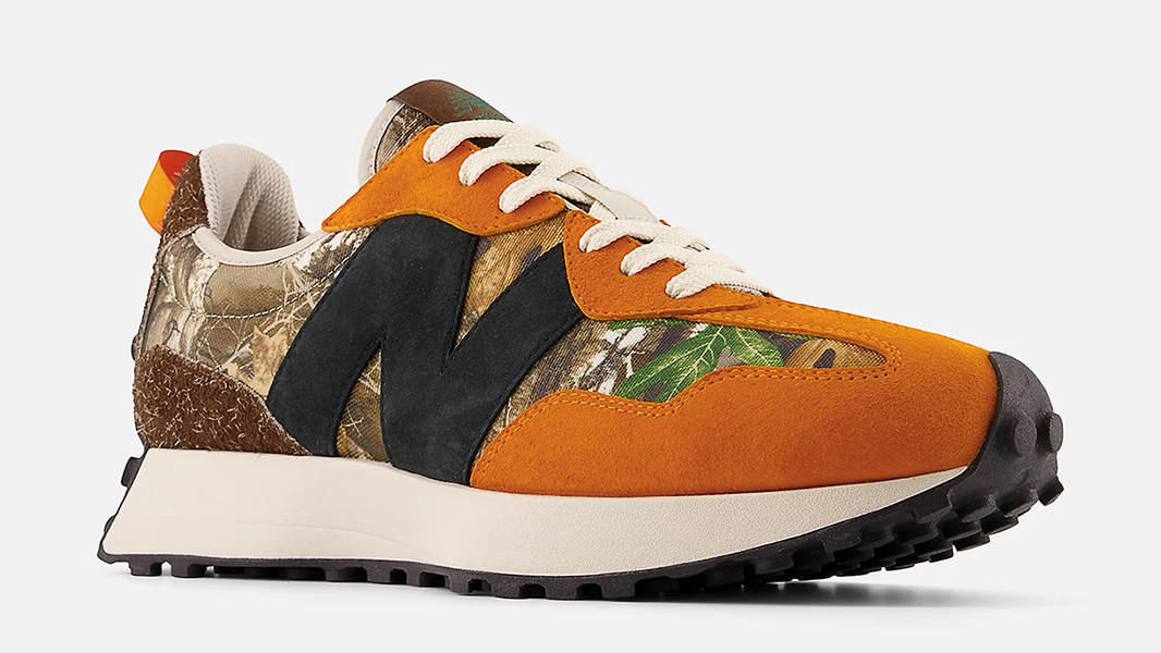 atmos x New Balance 327 Realtree Camo MS327ART Front