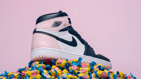 The Air Jordan 1 High OG "Atmosphere" is This Week's Hottest Release! The Air Jordan 1 High OG "Atmosphere" is This Week's Hottest Release!