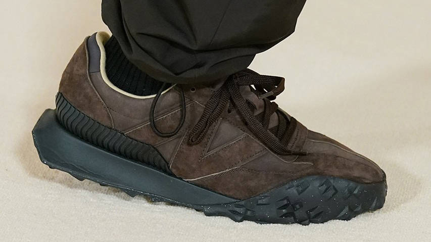AURALEE x New Balance XC-72 Brown