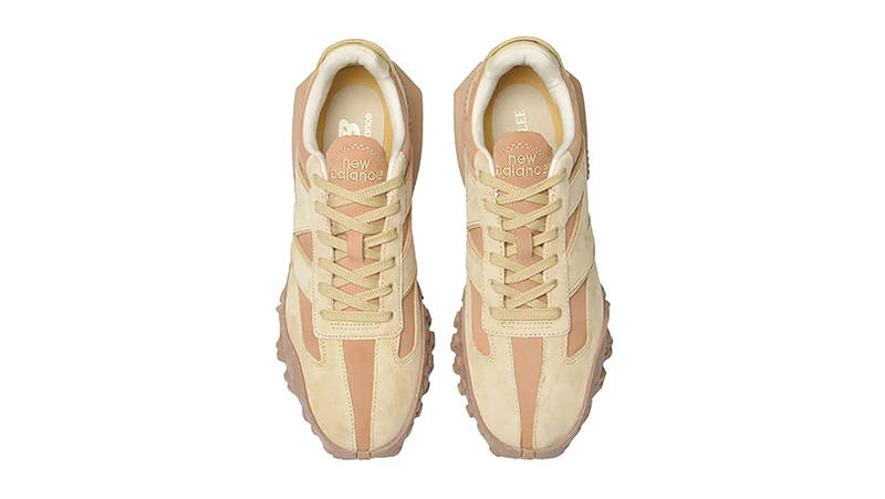 AURALEE x New Balance XC-72 Camel UXC72AL Top