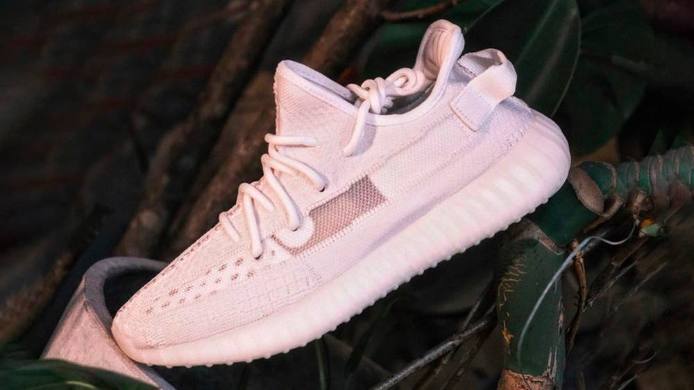 Image via sneakertigger Yeezy Boost 350 V2 "Bone"
