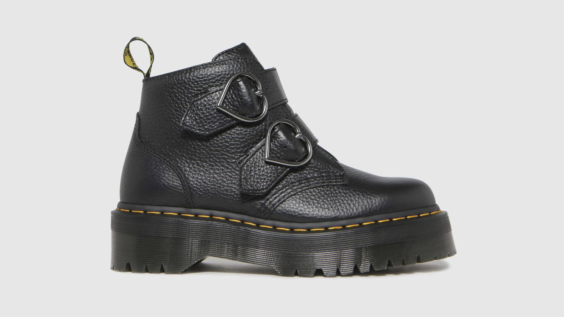Dr. Martens Devon Heart Boots Black