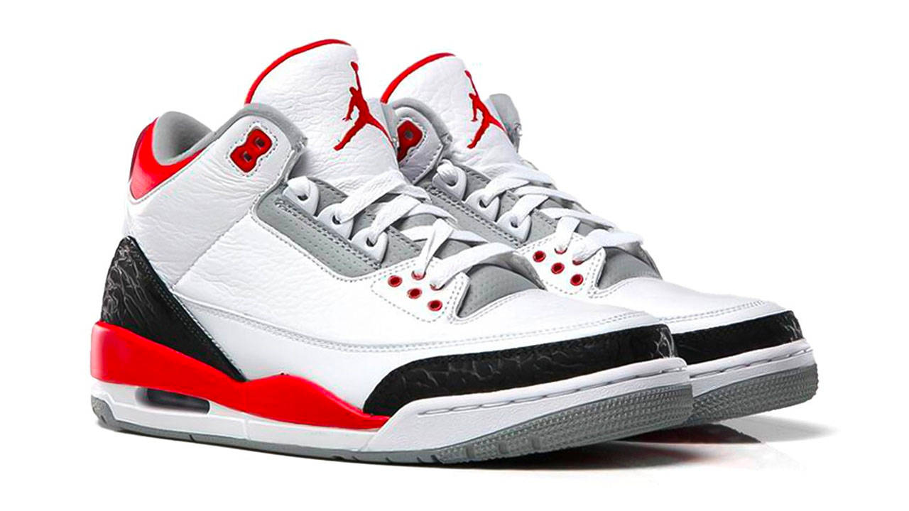 Air Jordan 3 OG "Fire Red"