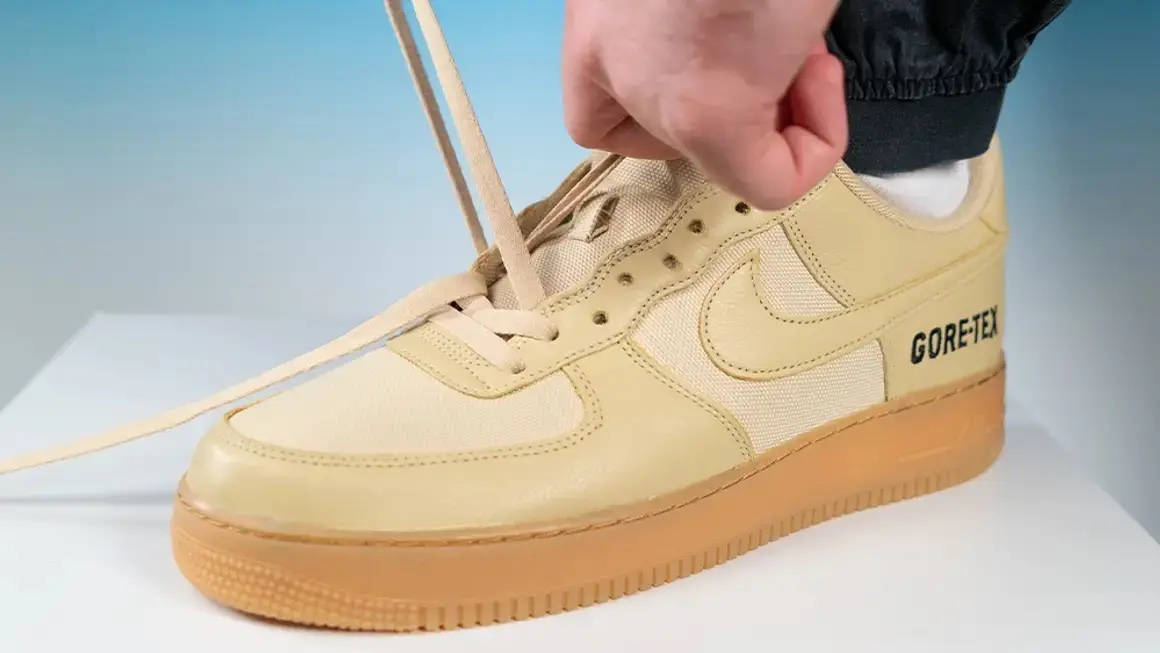 should you tie air force ones