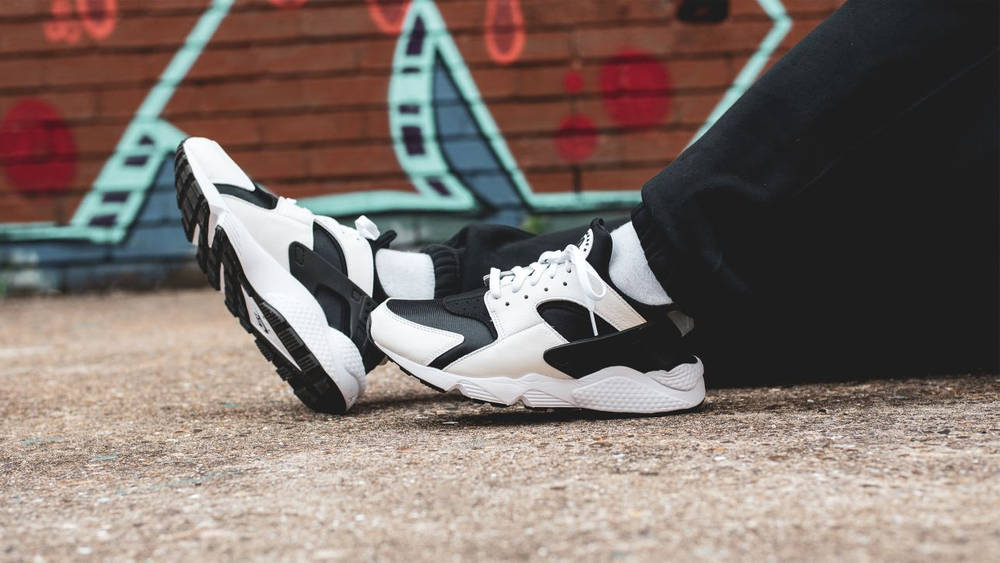 Image via The Sole Supplier huarache shoot-7