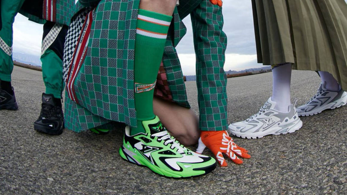 Louis Vuitton Louis Vuitton Runner Tactic Green Sneakers