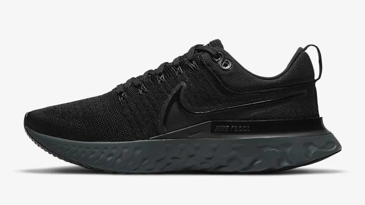 Here Are the Best Bargains From Nike's First Sale of 2022!