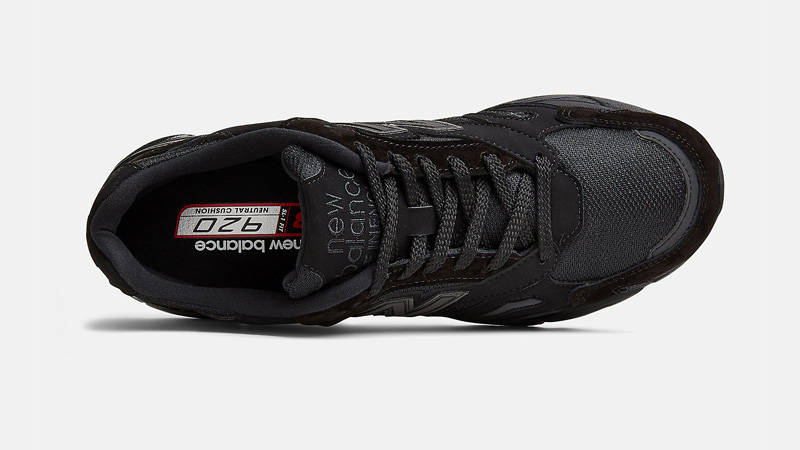New Balance 920 Black Middle