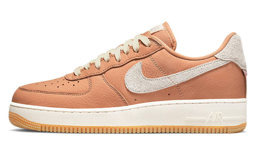 nike air force 1 beige gum sole