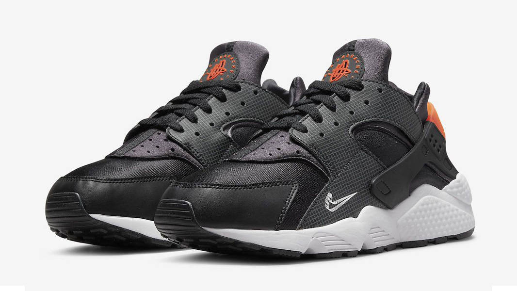 Nike Air Huarache 3D Swoosh Black Front