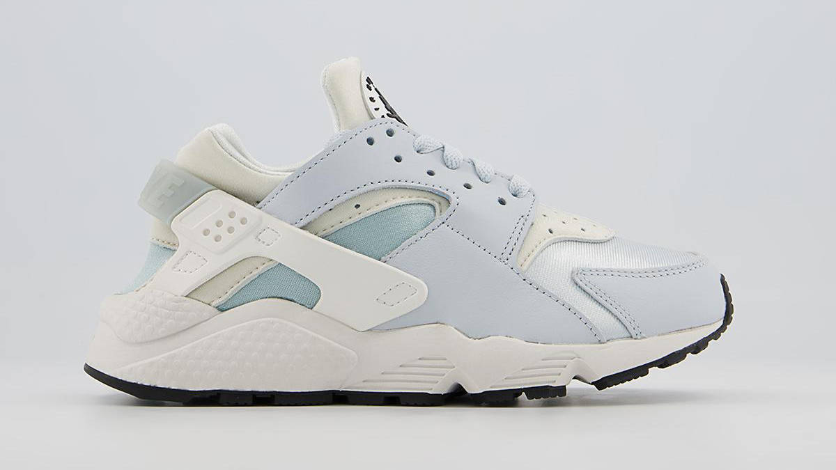 Nike Air Huarache Aura White
