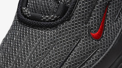 Nike Air Max Plus 3 Black Red Silver DO6385-002 Detail