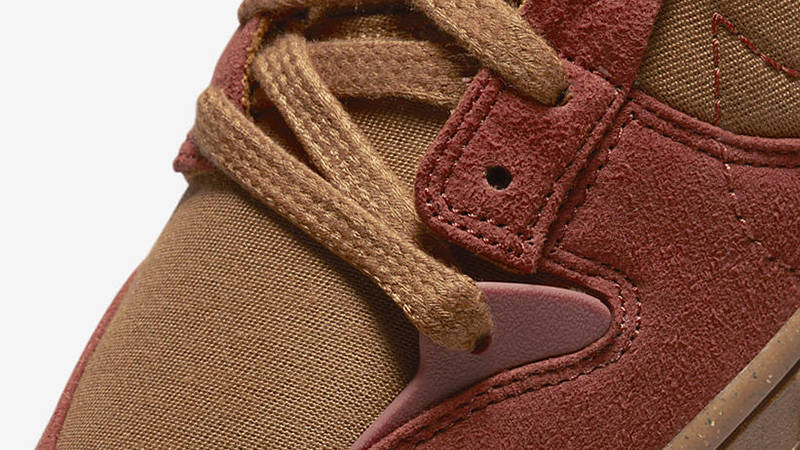 Nike Dunk Low Disrupt 2 Desert Bronze Pink